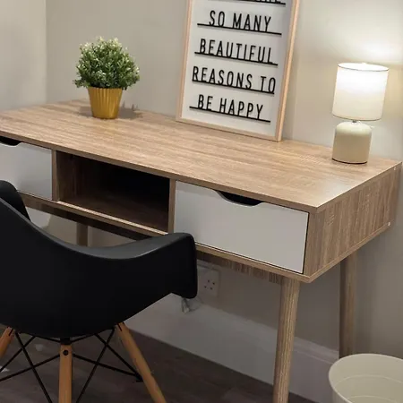 Urban Escape - Free Parking * Bristol