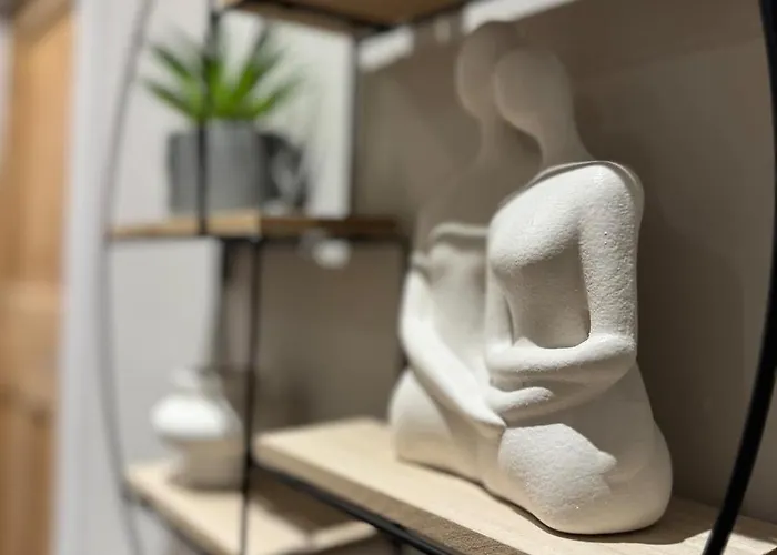 Urban Escape - Free Parking Feriehus