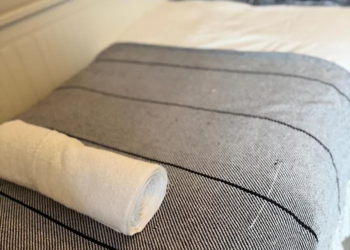 Urban Escape - Free Parking بيت للعطل *