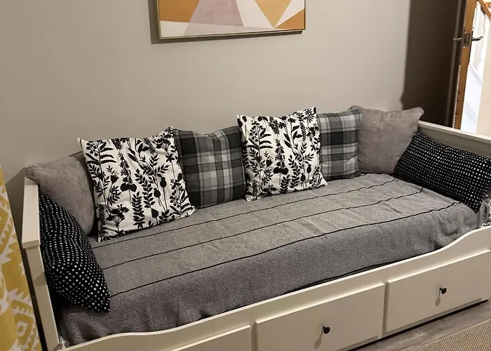 Urban Escape - Free Parking *